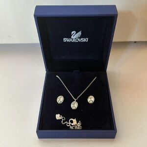 Vintage Swarovski Earring and necklace set. Worn once. Original packaging